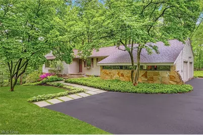 4587 Ranchwood Road, Akron, OH 44333 - Photo 2