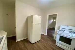 1011 Cordova Ave, Akron, OH 44320 - Photo 8