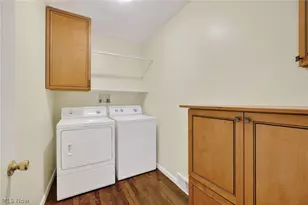 674 Upper Merriman Dr, Akron, OH 44303 - Photo 20