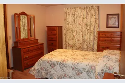 4110 Paris Avenue SE, Minerva, OH 44657 - Photo 2