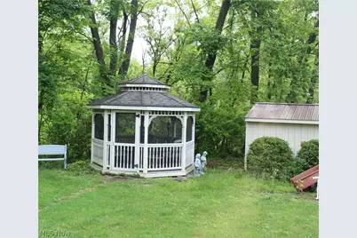 4110 Paris Avenue SE, Minerva, OH 44657 - Photo 18