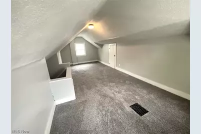 31 E Brookside Avenue, Akron, OH 44301 - Photo 38