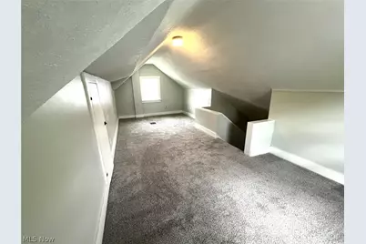 31 E Brookside Avenue, Akron, OH 44301 - Photo 36