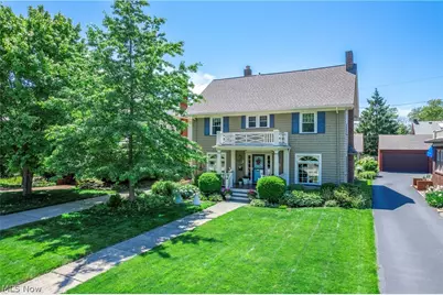 1090 Erie Cliff Drive, Oakwood, OH 44107 - Photo 1