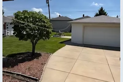 3417 Somia Drive, Parma, OH 44134 - Photo 4