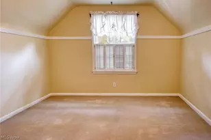 830 Monroe Ave, Cuyahoga Falls, OH 44221 - Photo 20