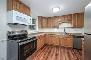 1262 Carol Dr, Kent, OH 44240 - Photo 10