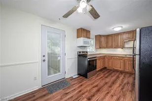 1262 Carol Dr, Kent, OH 44240 - Photo 8