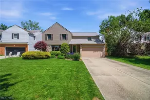 2081 Temblethurst Rd, Loveland, OH 44121 - Photo 2