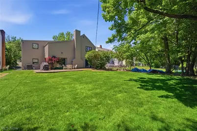 2081 Temblethurst Road, Loveland, OH 44121 - Photo 4