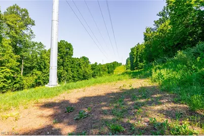 5568 Schoolhouse Road #7, Frazeysburg, OH 43822 - Photo 2