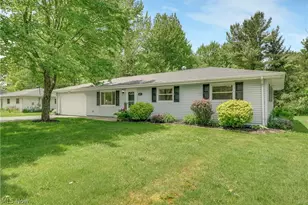 857 Eileen Dr, Macedonia, OH 44056 - Photo 2