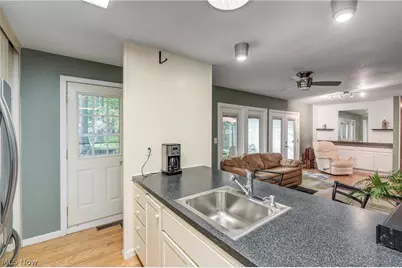 5920 Mills Creek Lane, North Ridgeville, OH 44039 - Photo 18