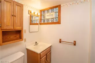 6501 Ravenna Ave, Louisville, OH 44641 - Photo 36