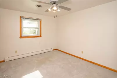 6501 Ravenna Avenue, Louisville, OH 44641 - Photo 24