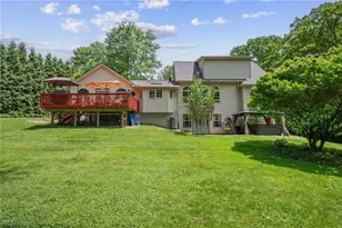 6308 Manchester Rd, New Franklin, OH 44216 - Photo 42