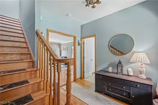 6308 Manchester Rd, New Franklin, OH 44216 - Photo 4