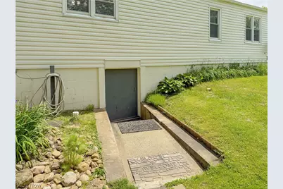 3250 Mayfair Road, Akron, OH 44312 - Photo 10