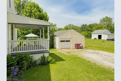 3250 Mayfair Road, Akron, OH 44312 - Photo 6