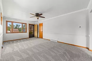 681 Newton Ave, Barberton, OH 44203 - Photo 6