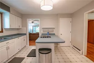300 Tanglewood Trail, Wadsworth, OH 44281 - Photo 6