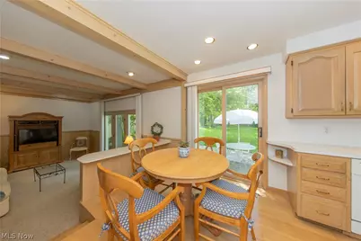 1750 Kenton Circle, Lyndhurst, OH 44124 - Photo 14