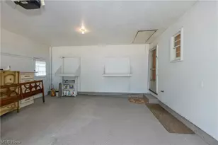 1750 Kenton Cir, Lyndhurst, OH 44124 - Photo 40