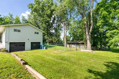 2992 Walbridge Drive, Akron, OH 44319 - Photo 32