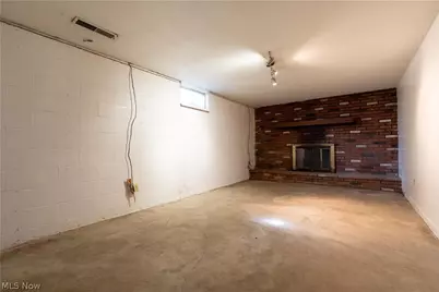 2992 Walbridge Drive, Akron, OH 44319 - Photo 24