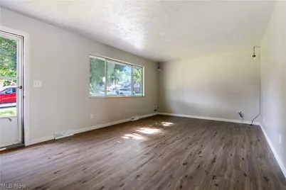 2992 Walbridge Drive, Akron, OH 44319 - Photo 2