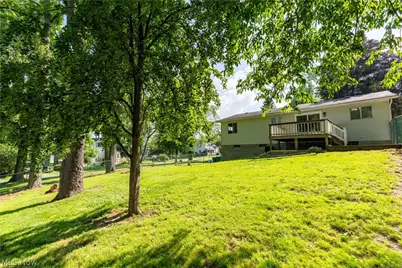 2992 Walbridge Drive, Akron, OH 44319 - Photo 28