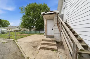 1304 W Waterloo Rd, Akron, OH 44314 - Photo 12