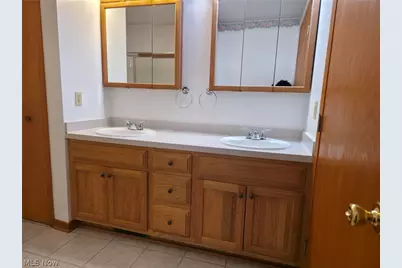 1478 Lockwood Road, Barberton, OH 44203 - Photo 14