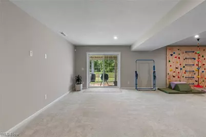 2262 Monaco Street NW, Uniontown, OH 44685 - Photo 40