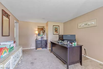 24000 Amesbury Drive, North Olmsted, OH 44070 - Photo 16