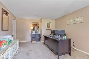 24000 Amesbury Dr, North Olmsted, OH 44070 - Photo 16