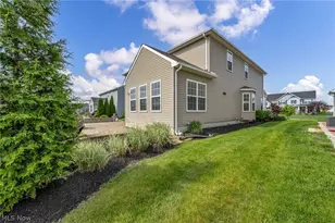 9087 Ichabod Dr, North Ridgeville, OH 44039 - Photo 4