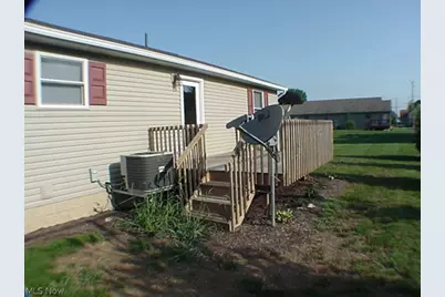 186 9th Street SW #D, Strasburg, OH 44680 - Photo 2