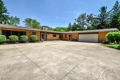 28833 Clark Drive, Wickliffe, OH 44092 - Photo 2