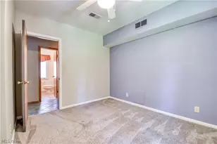28833 Clark Dr, Wickliffe, OH 44092 - Photo 30