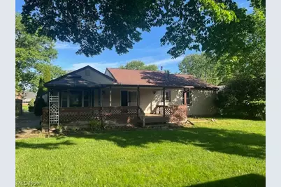 1153 Gulf Road, Elyria, OH 44035 - Photo 2