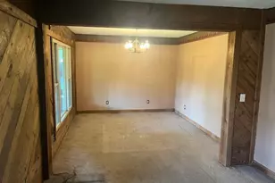 1153 Gulf Rd, Elyria, OH 44035 - Photo 8