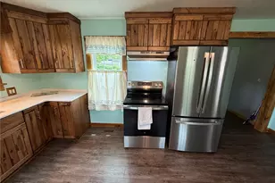 106 N Bridge St SW, Stone Creek, OH 43840 - Photo 8