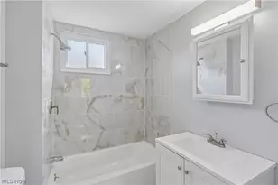 4012 Bluestone Rd, Loveland, OH 44121 - Photo 6