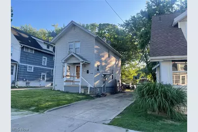 2330 16th Street SW, Akron, OH 44314 - Photo 2