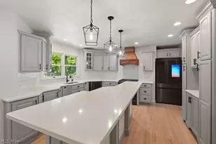 5776 Williamsburg Cir, Hudson, OH 44236 - Photo 12