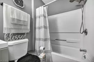 12500 Woodside Ave, Loveland, OH 44108 - Photo 22