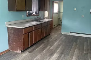 70231 Central Ave, St Clairsville, OH 43905 - Photo 4