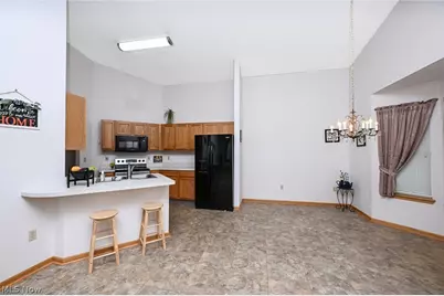 3117 Dorchester Court, Akron, OH 44312 - Photo 8