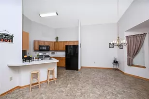 3117 Dorchester Ct, Akron, OH 44312 - Photo 8